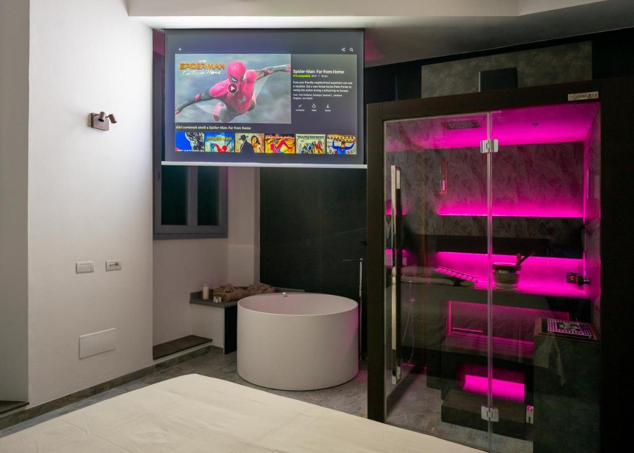 F1Rst Suite Apartment & Spa Firenze Esterno foto