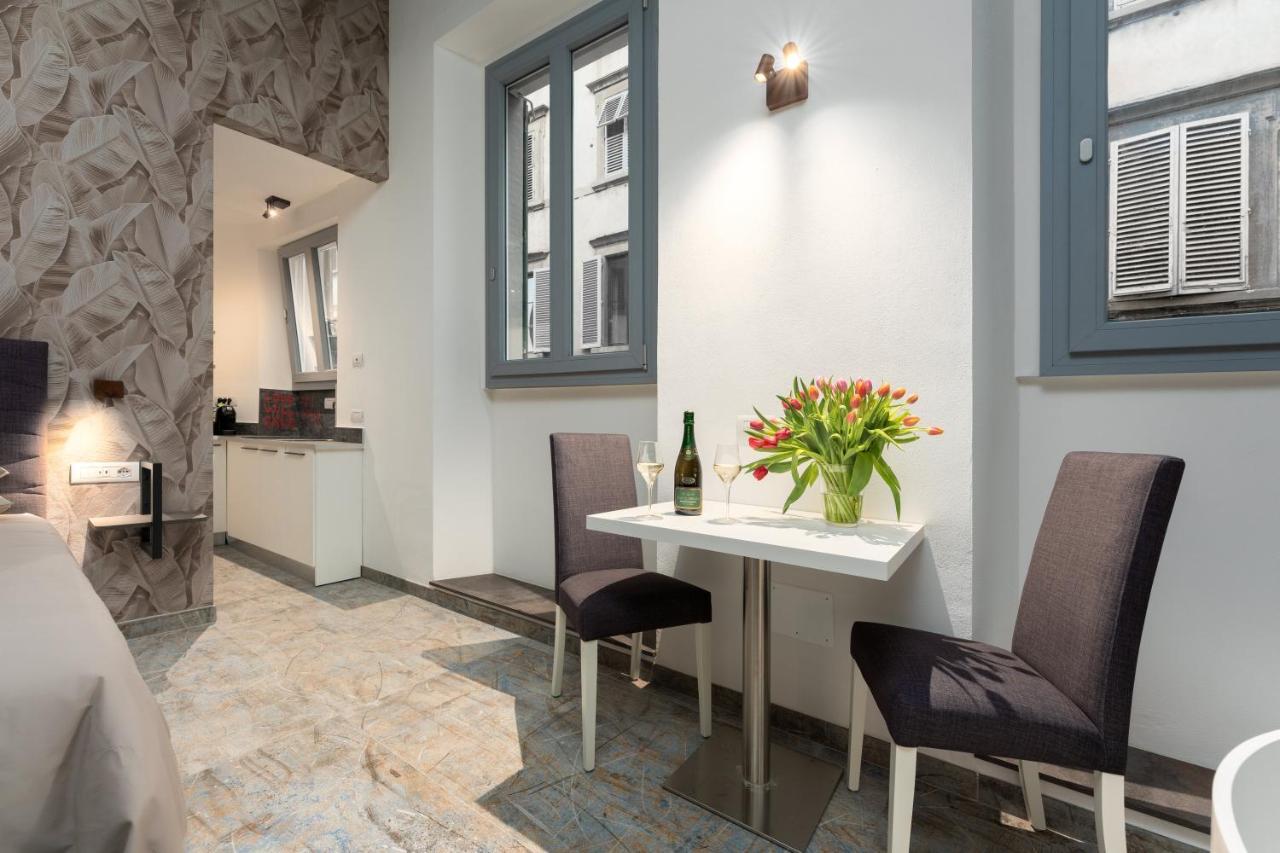 F1Rst Suite Apartment & Spa Firenze Esterno foto